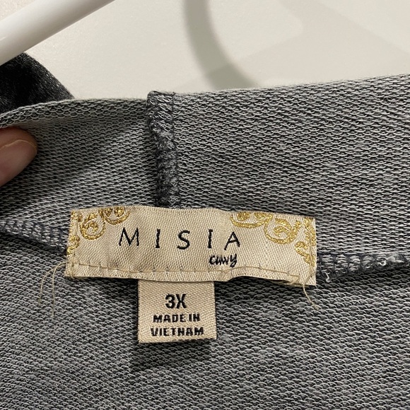 Long Sleeve Hooded Shirt - Picture 6 of 6